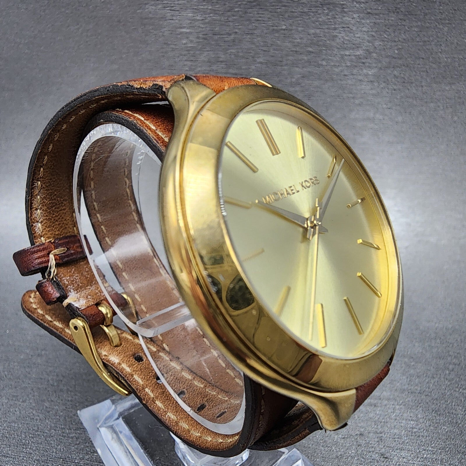 Michael Kors Slim Runway Watch Women 42mm Gold Dial Gold Tone Round New Battery3