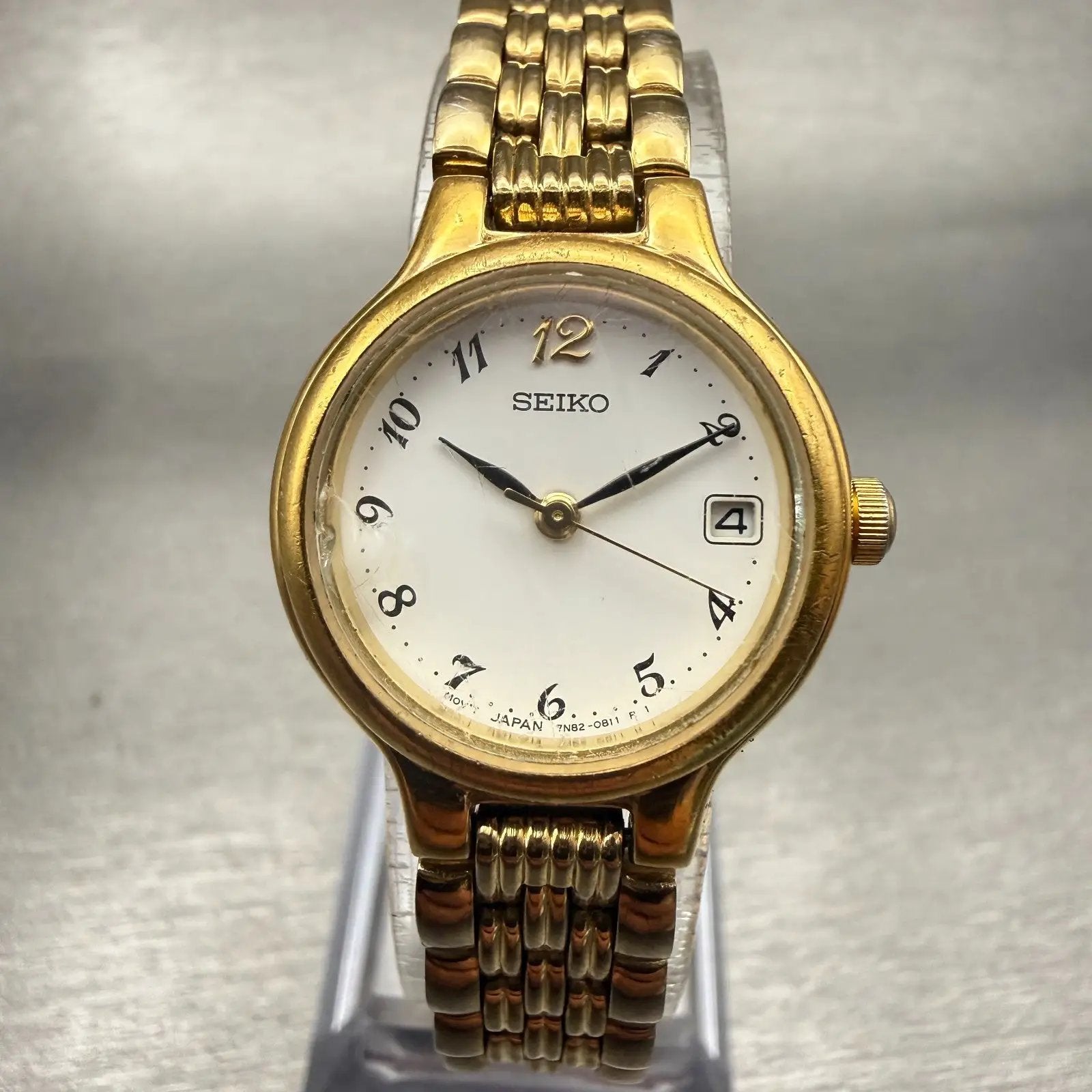 Seiko Watch Women 23mm White Dial Gold Tone Date Round 7N82-0228 New Battery VTG0