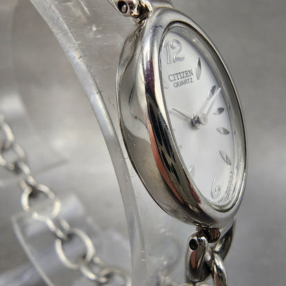 Citizen Watch Women 16mm Silver Dial Silver Tone Oval 5421S011426 New Battery3