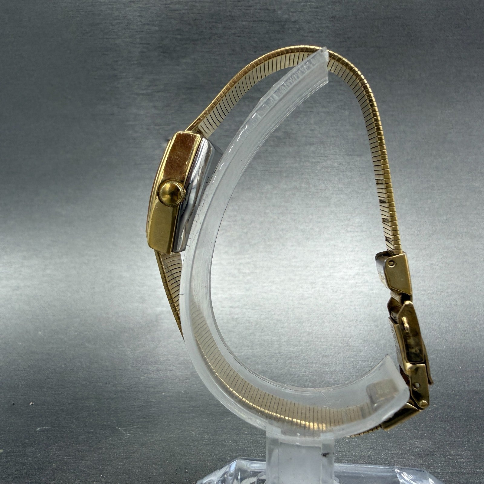 Citizen CQ Watch Women 19mm Champagne Dial Gold Tone Hexagon New Battery6