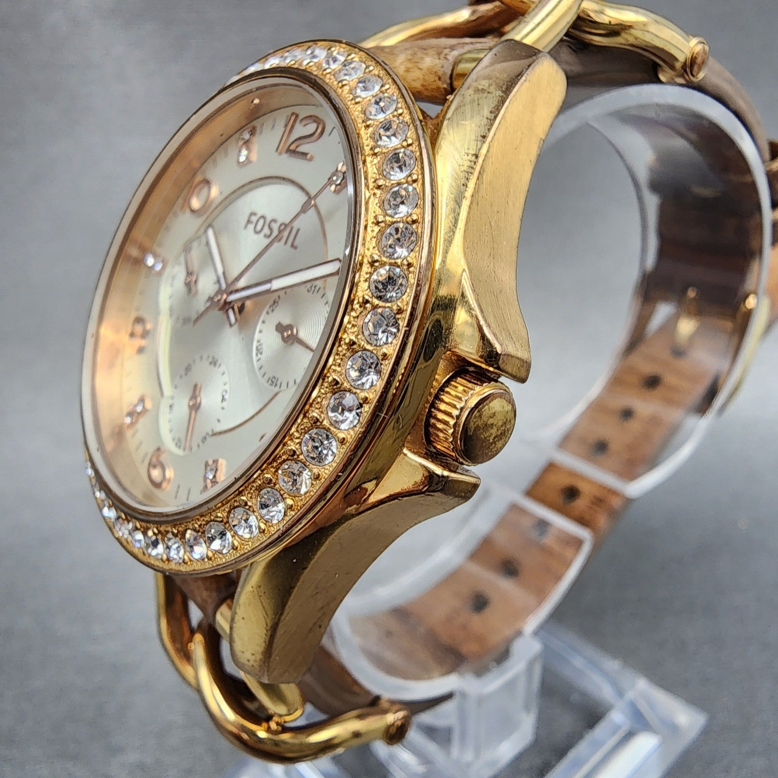 Fossil Riley Watch Women 38mm Silver Dial Rose Gold Tone Daydate Round New Batt2