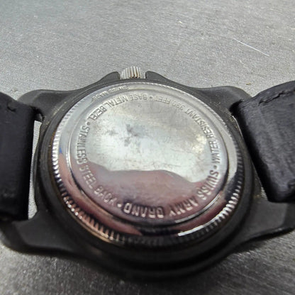 Victorinox Swiss Army Watch Women 33mm White Dial Black Tone Date Round PARTS10