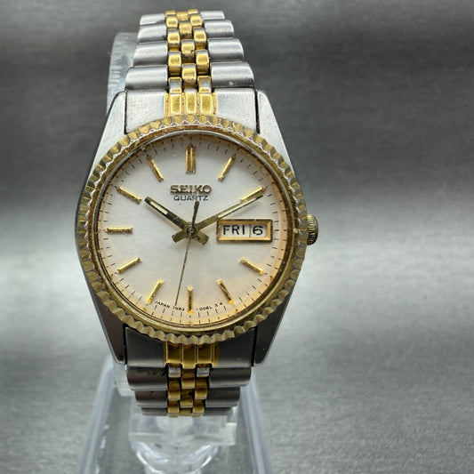Seiko Watch Women 24mm White Dial Two Tone Daydate Round 7N83-0049 New Batt MKLA0