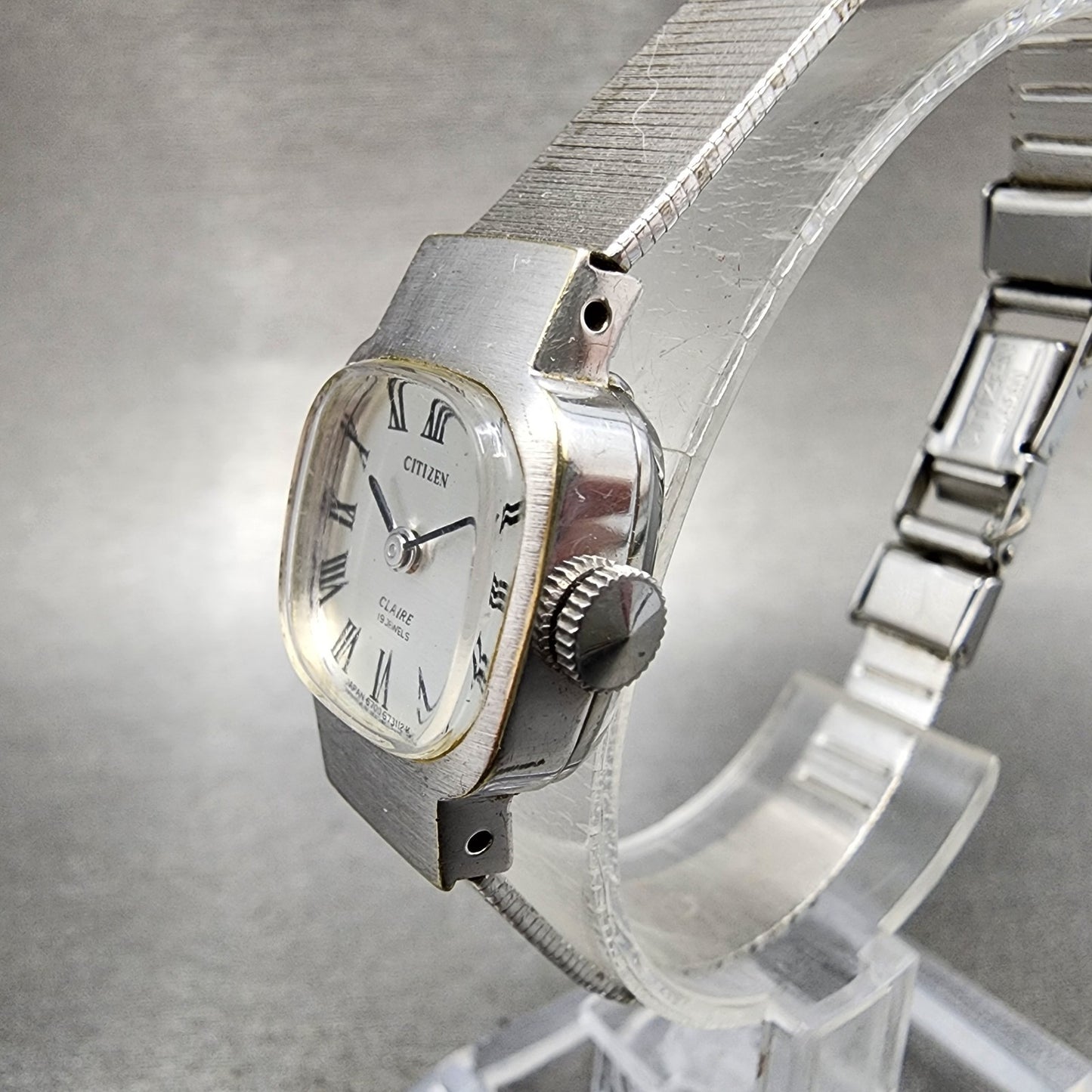 Citizen Claire Watch Women 17mm Silver Dial White Gold Plated Manal Wind  Runs2