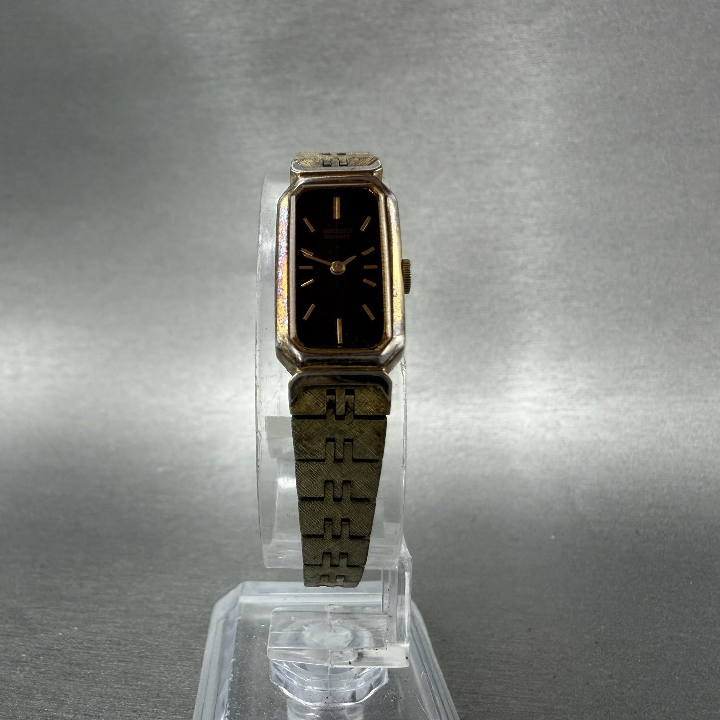 Seiko Tank Watch Women 13mm Black Dial Gold Tone Rectangle 13205649 New Battery5