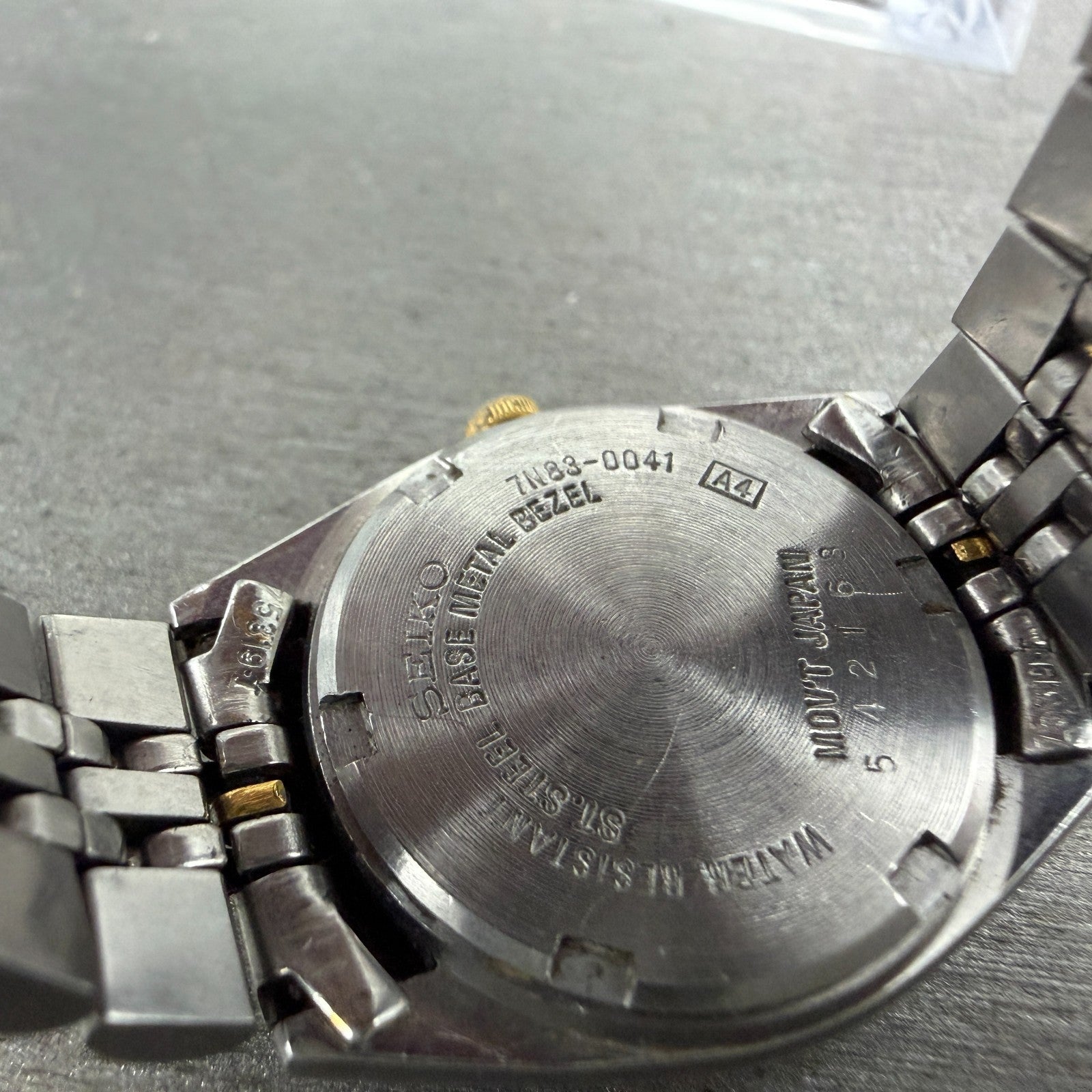 Seiko Watch Women 24mm Blue Dial Two Tone Daydate Round 7N83-0041 New Batt FR49