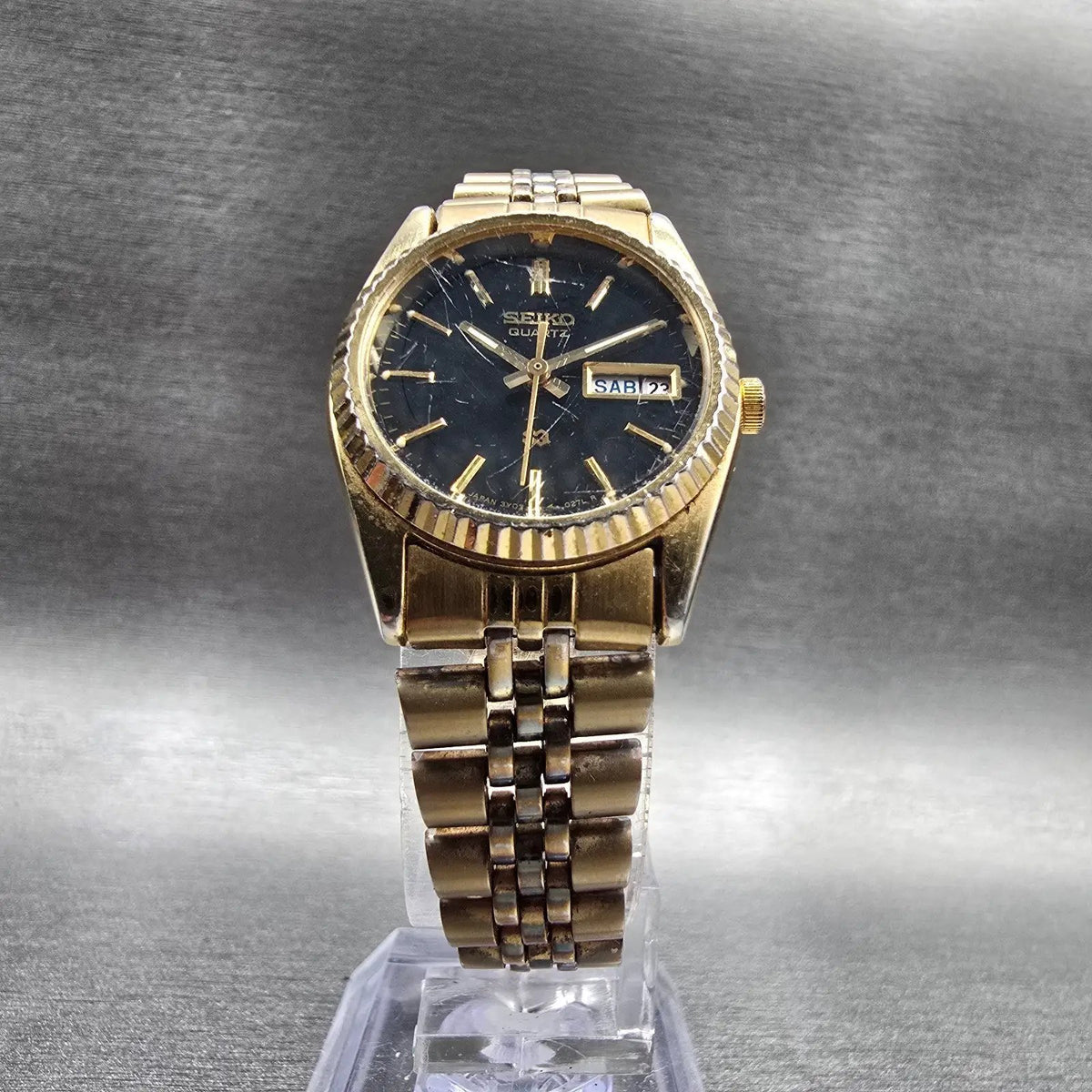 Seiko SQ Watch Women 24mm Black Dial Gold Tone Daydate Round 3Y03-0169 NewBat JP5