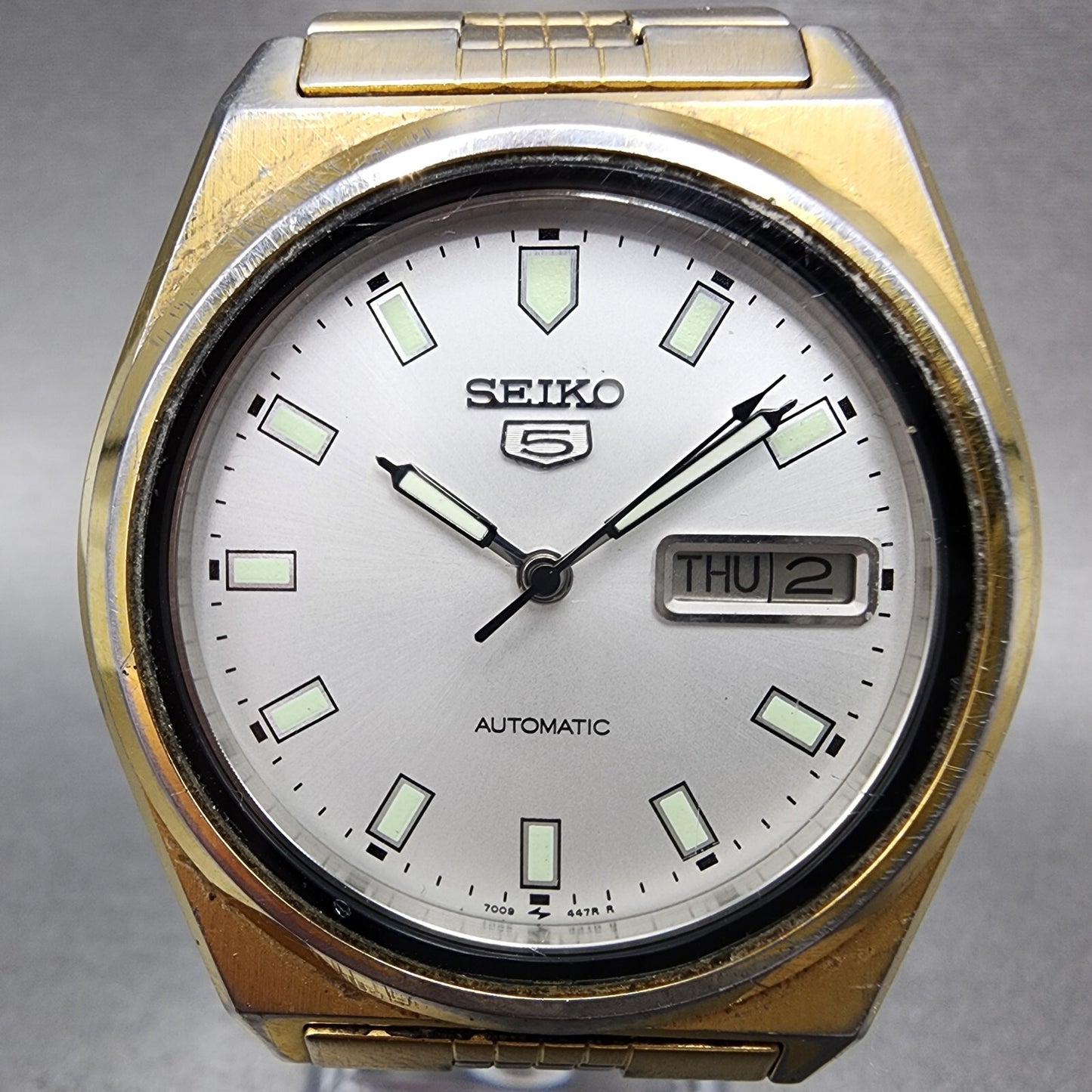 Seiko 5 Automatic Watch Men 38mm White Dial Gold Tone Daydate Round Runs