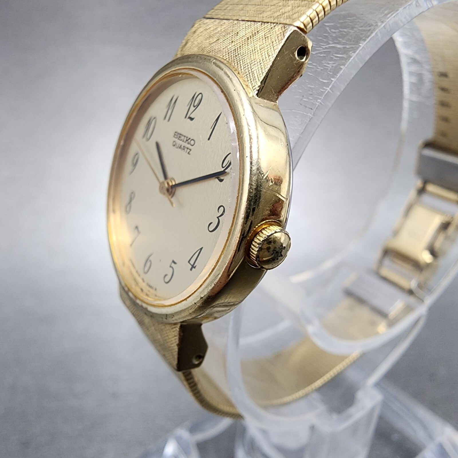 Seiko Watch Women 21mm Champagne Dial Gold Tone Round 2c210060 New Battery2