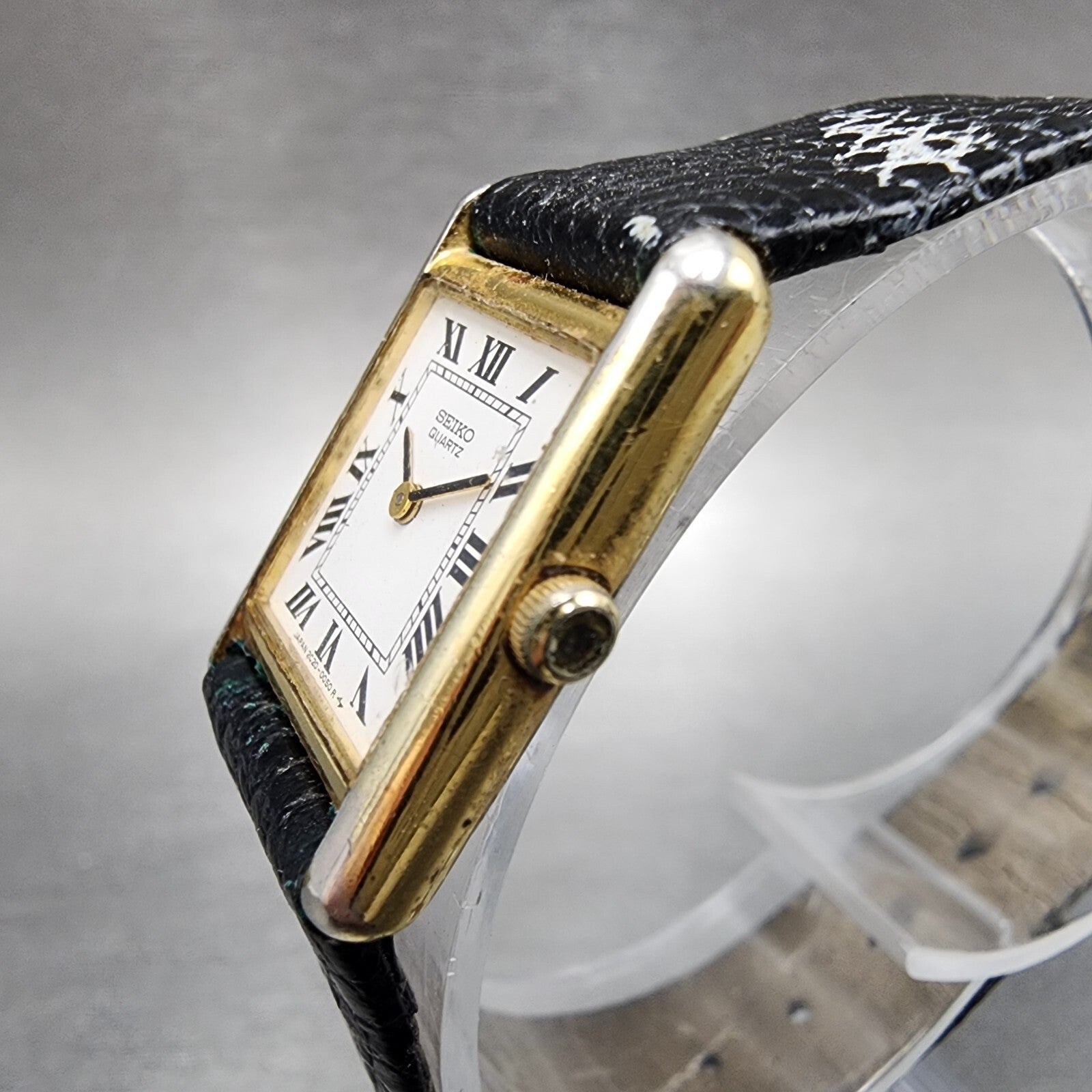 Seiko Tank Watch Women 17mm White Dial Gold Tone Rectangle 2c205019 New Battery2