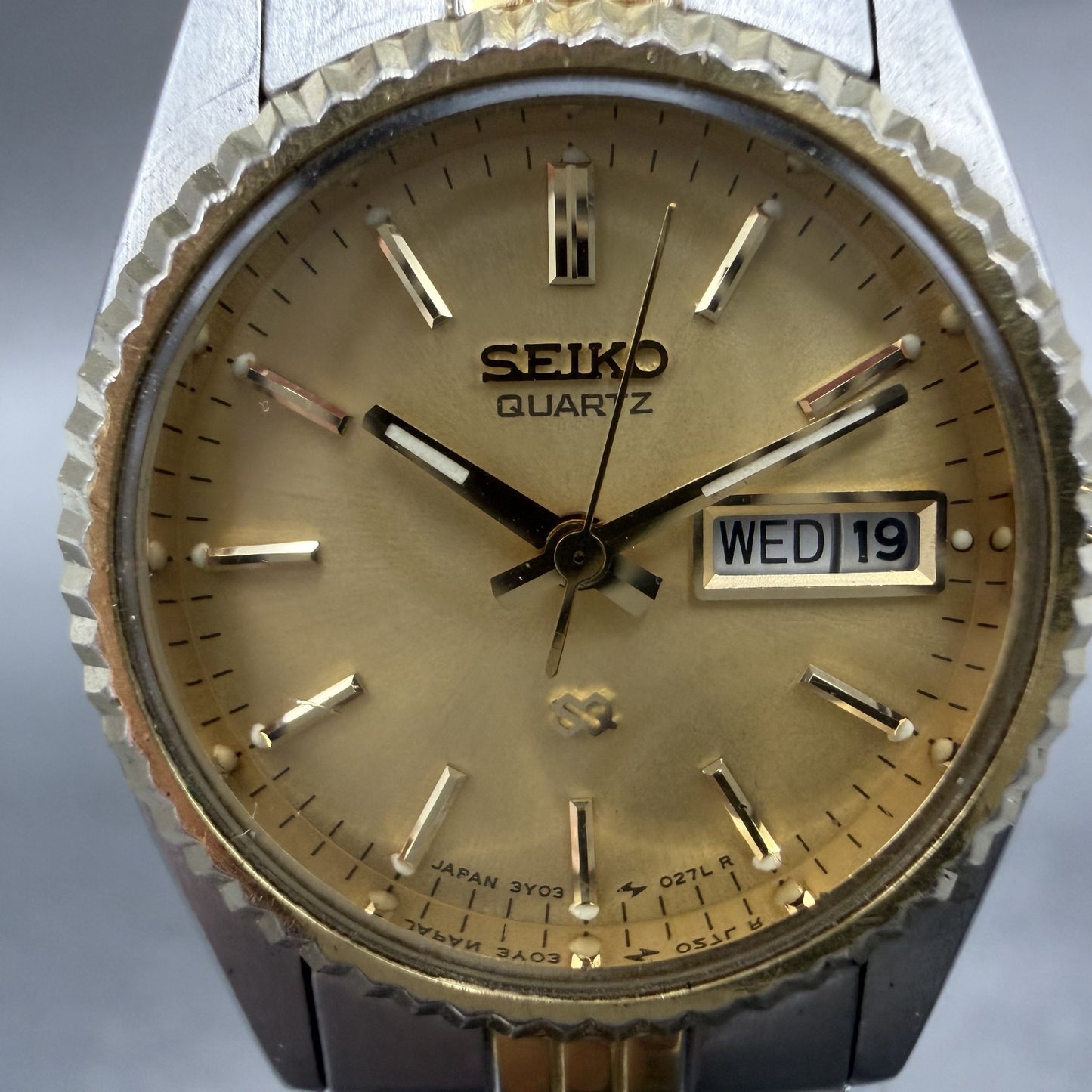 Seiko SQ Watch Women 24mm Gold Dial Two Tone Daydate 24mm Round New Battery ID41