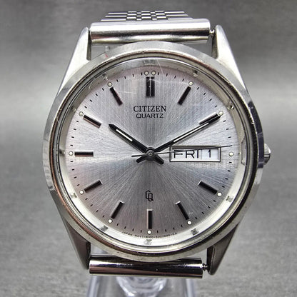 Citizen CQ Watch Men 35mm Silver Dial Silver Daydate Round 6100-S96389 PARTS0