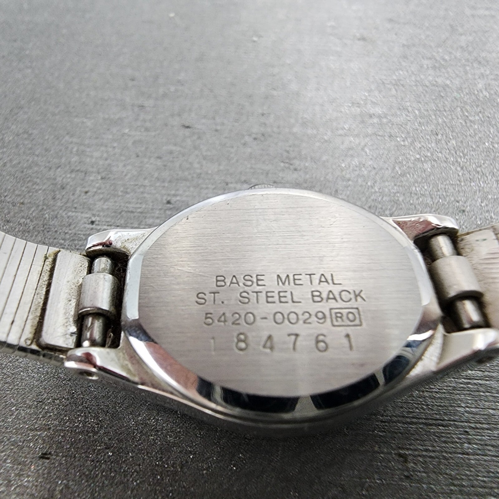 Seiko Watch Women 16mm White Dial Silver Tone Round 54200029 New Battery VTG10
