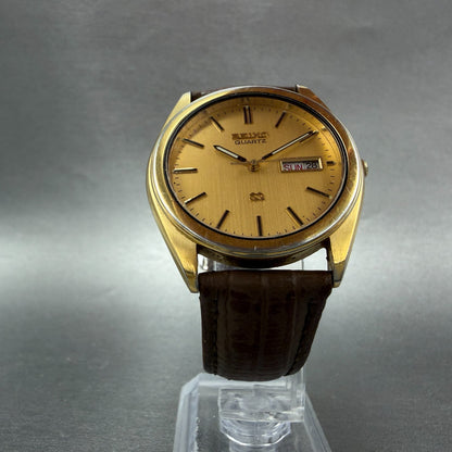 Seiko SQ Watch Men 37mm Champagne Dial Gold Tone Daydate 5Y23-8189 New Battery5