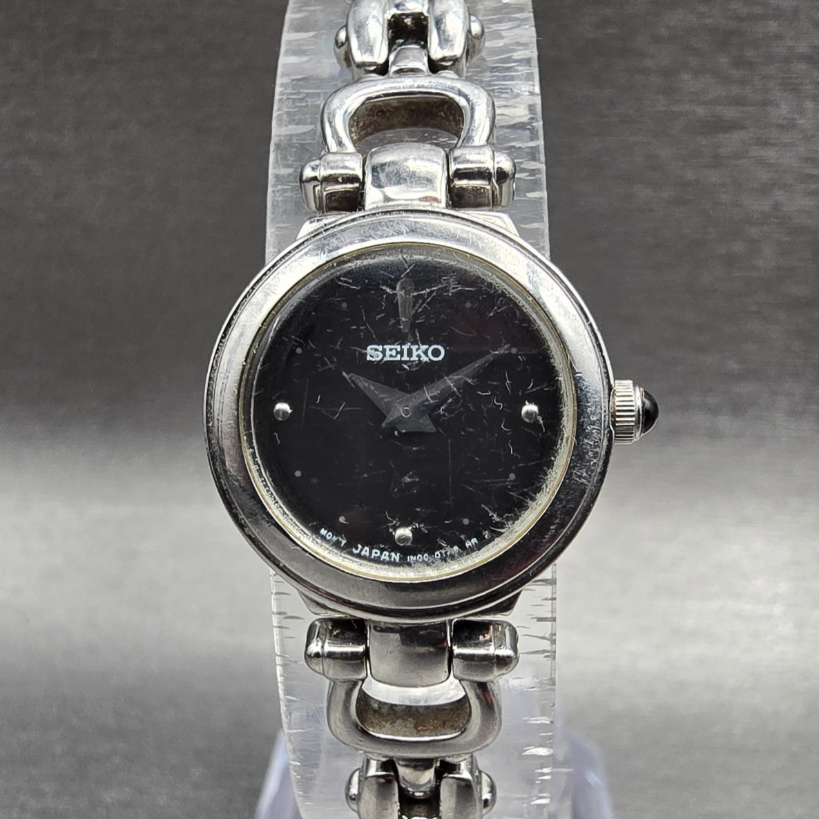 Seiko Watch Women 19mm Black Dial Silver Tone Round 1N00-0LK0 New Battery0