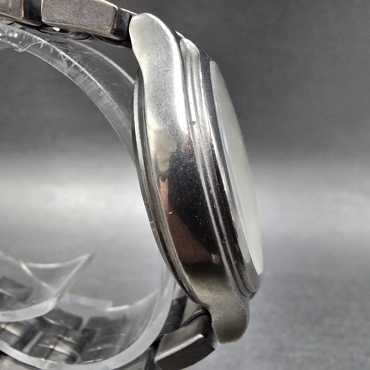 Elgin Solar Watch Men 35mm MOP Dial Titanium Date Round FK-1066 Runs READ!!!!3