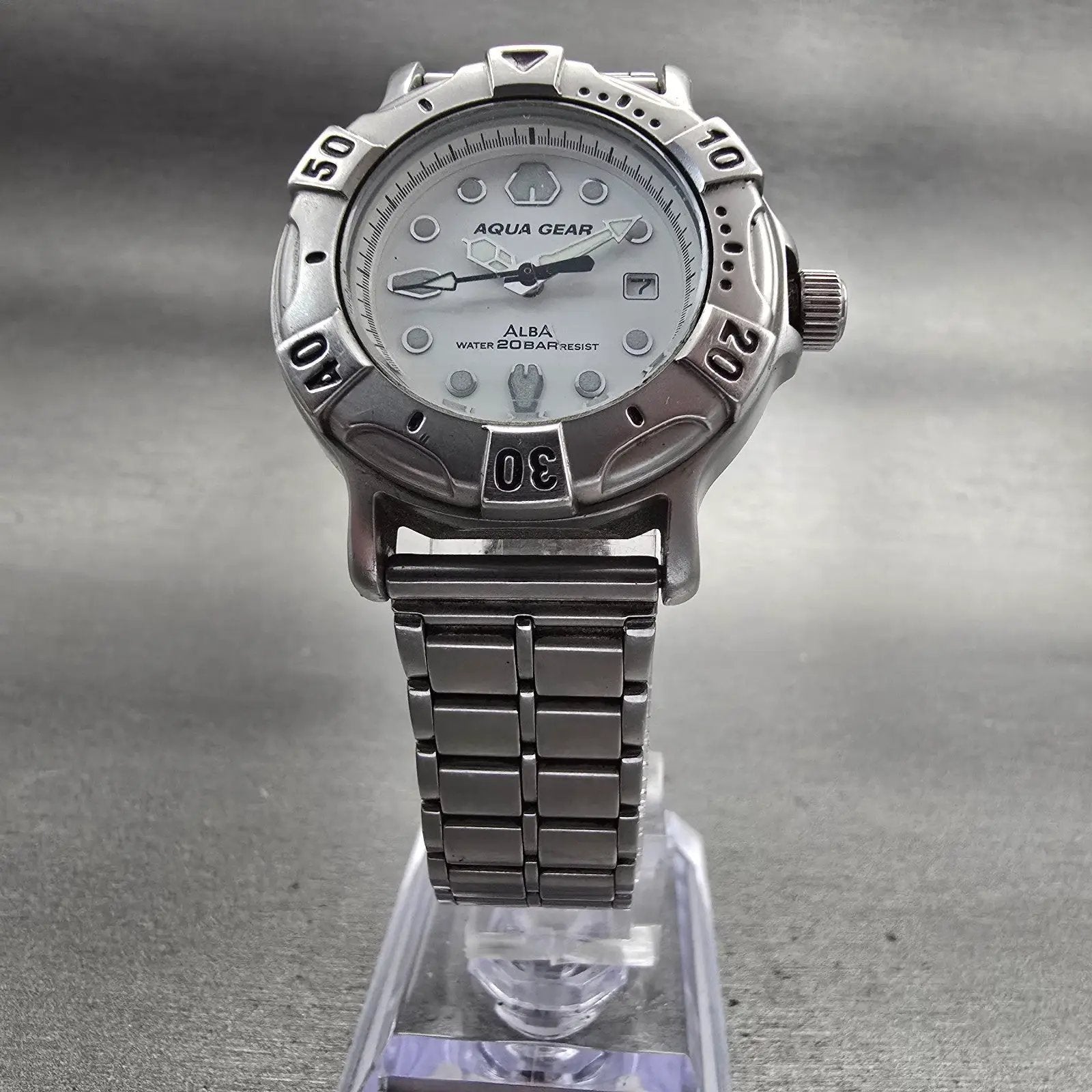 Alba Aqua Gear Dive Watch Women 31mm White Dial Steel Date V782-0060 New Battery5