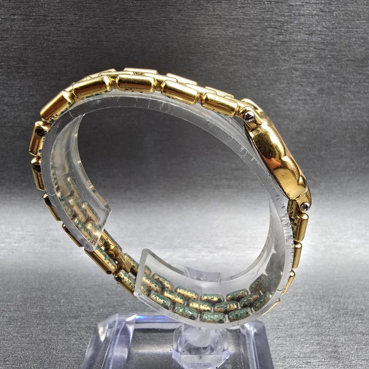 Bulova Watch Women 16mm Black Dial Gold Tone Oval 92F12 New Battery Diamonds VTG8