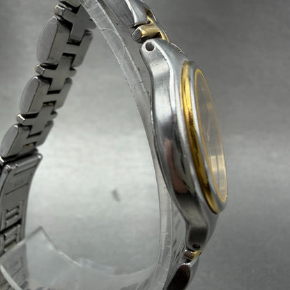 Movado Museum Watch Women 25mm Black Dial Two Tone Round 81.A1.827.2 New Battery3
