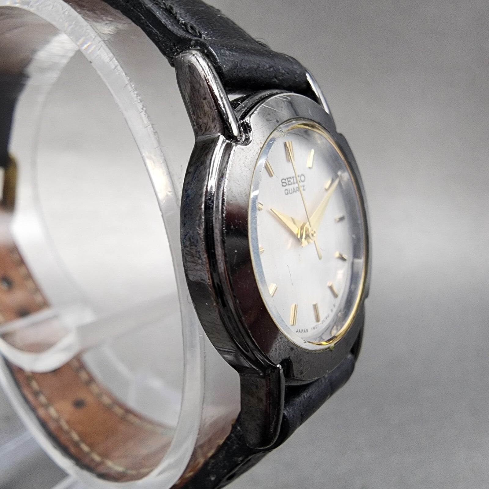 VTG Seiko Watch Women 22mm Silver Dial Black Tone Round 1N010A29 New Battery3