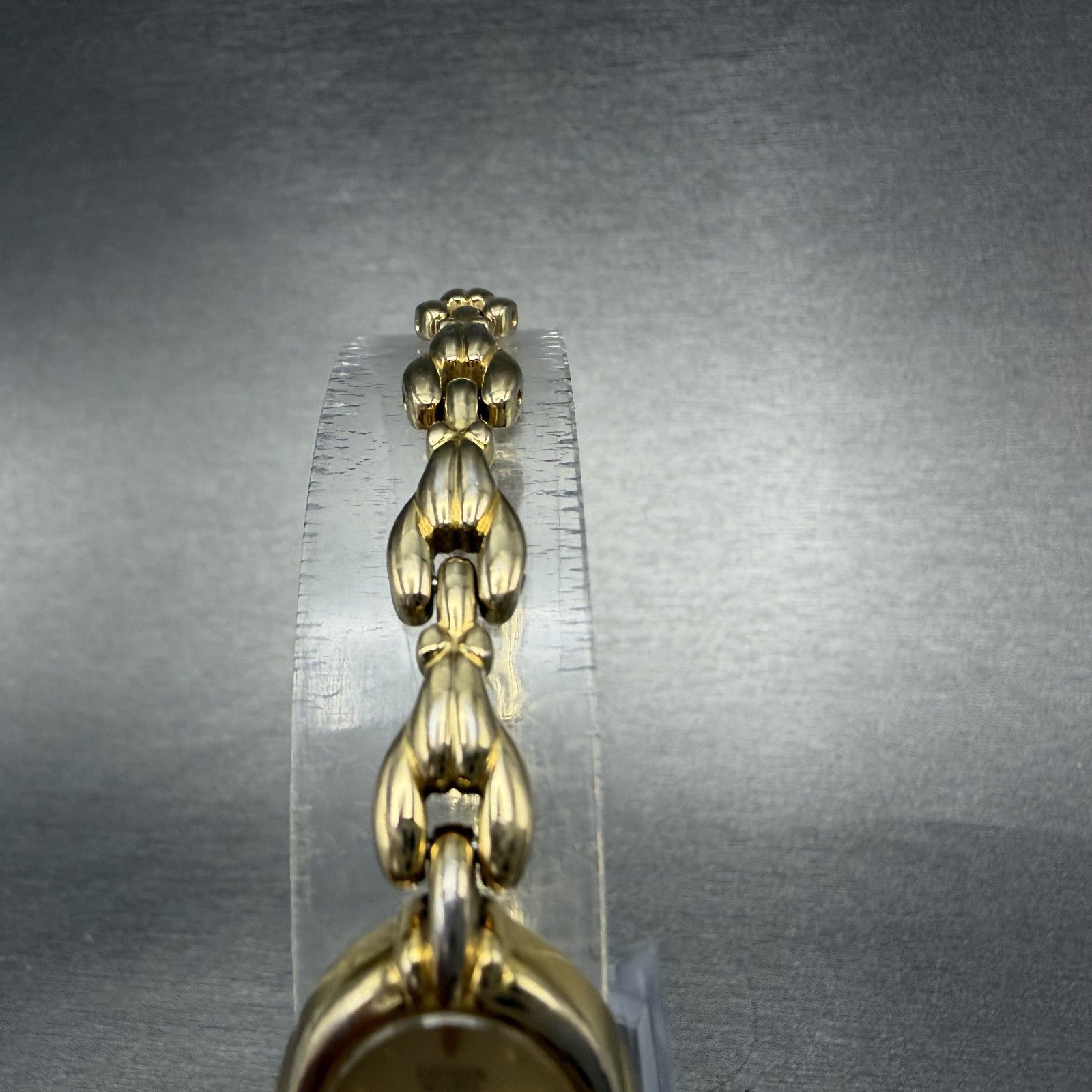 Citizen Watch Women 16mm Champagne Dial Gold Tone Oval 5920-S49589 New Battery4