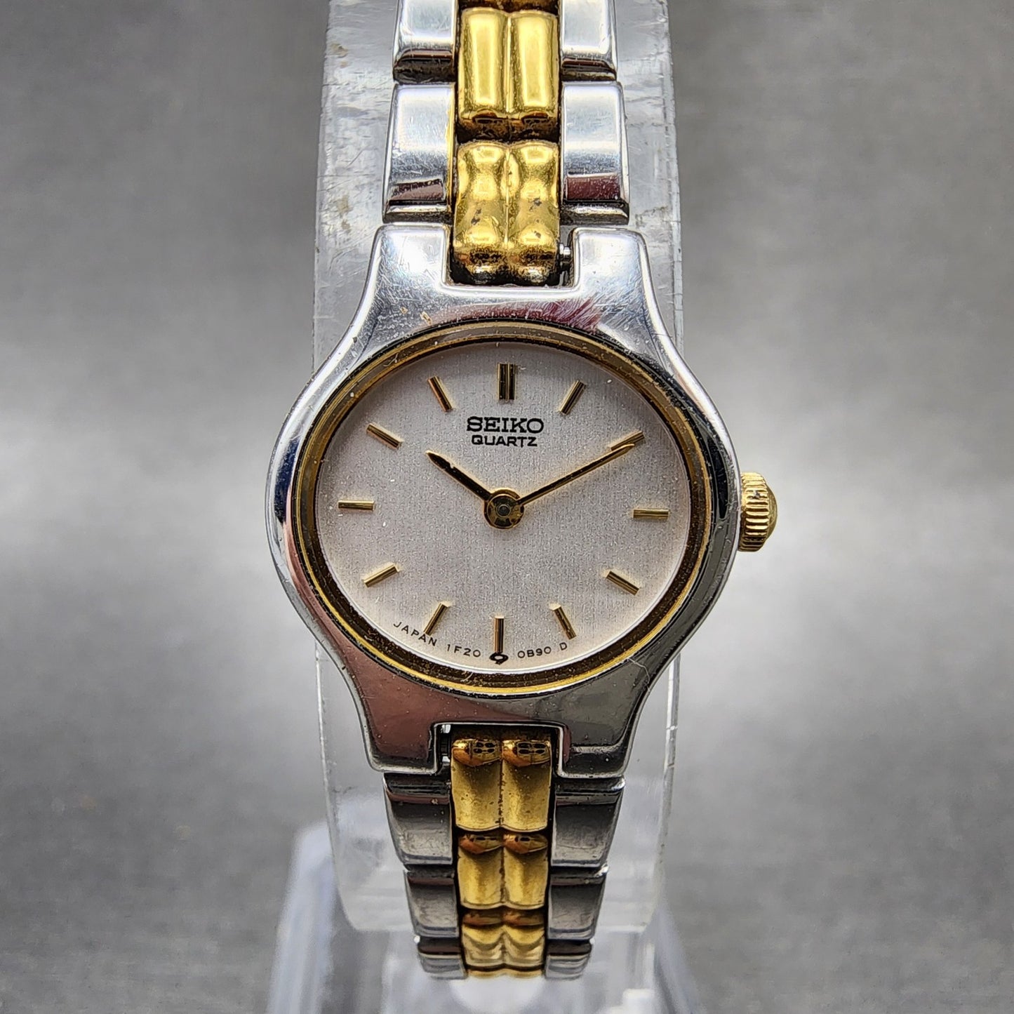 Seiko Watch Women 17mm Silver Dial Two Tone Oval 1F205B29 New Battery0