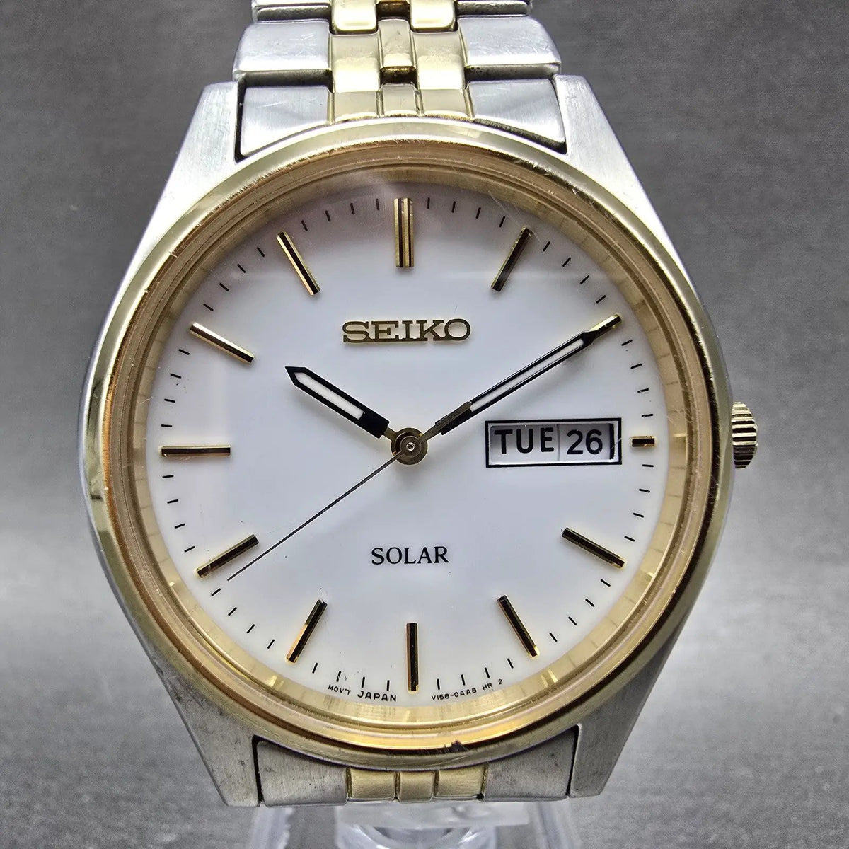 Seiko Solar Watch Men 37mm White Dial Two Tone Daydate Round V158-0AA0 Runs1
