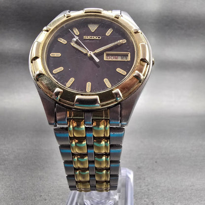 Seiko Watch Men 38mm Red Dial Two Tone Daydate Round 7N43-7068 New Battery VTG5