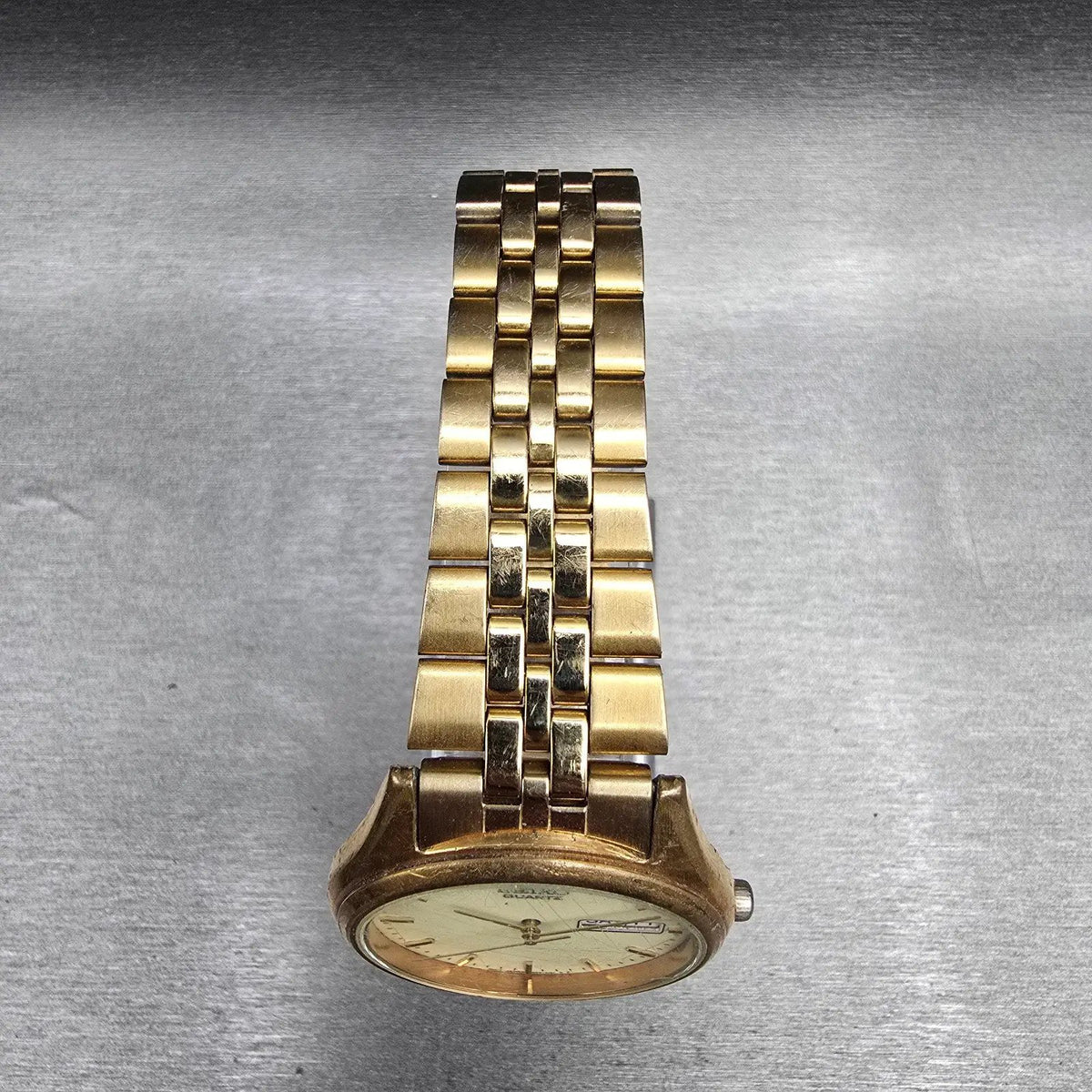 Seiko Watch Men 37mm Luminous Dial Gold Tone Daydate Round 7N43-9048 New Batt JP4