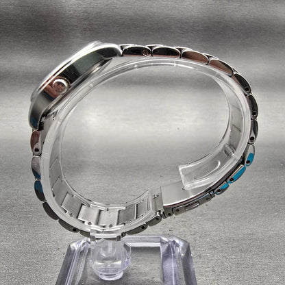 Bulova Watch Women 28mm Silver Dial Silver Tone Round 96L175 New Battery6