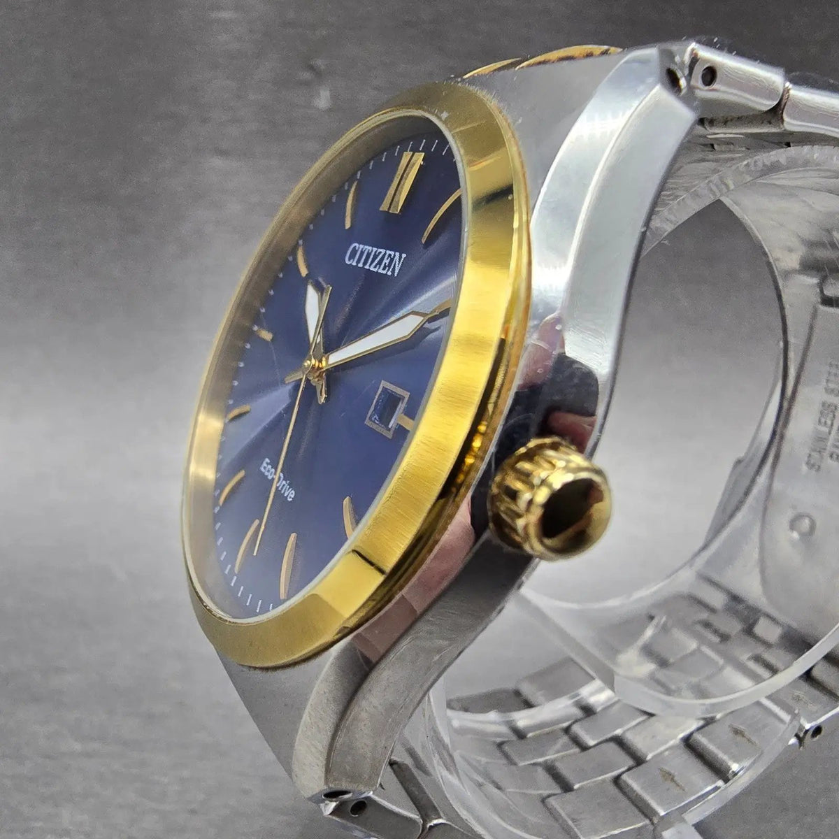 Citizen Eco-Drive Watch Men 40mm Blue Dial Two Tone Date E111-S099633 Works JP2