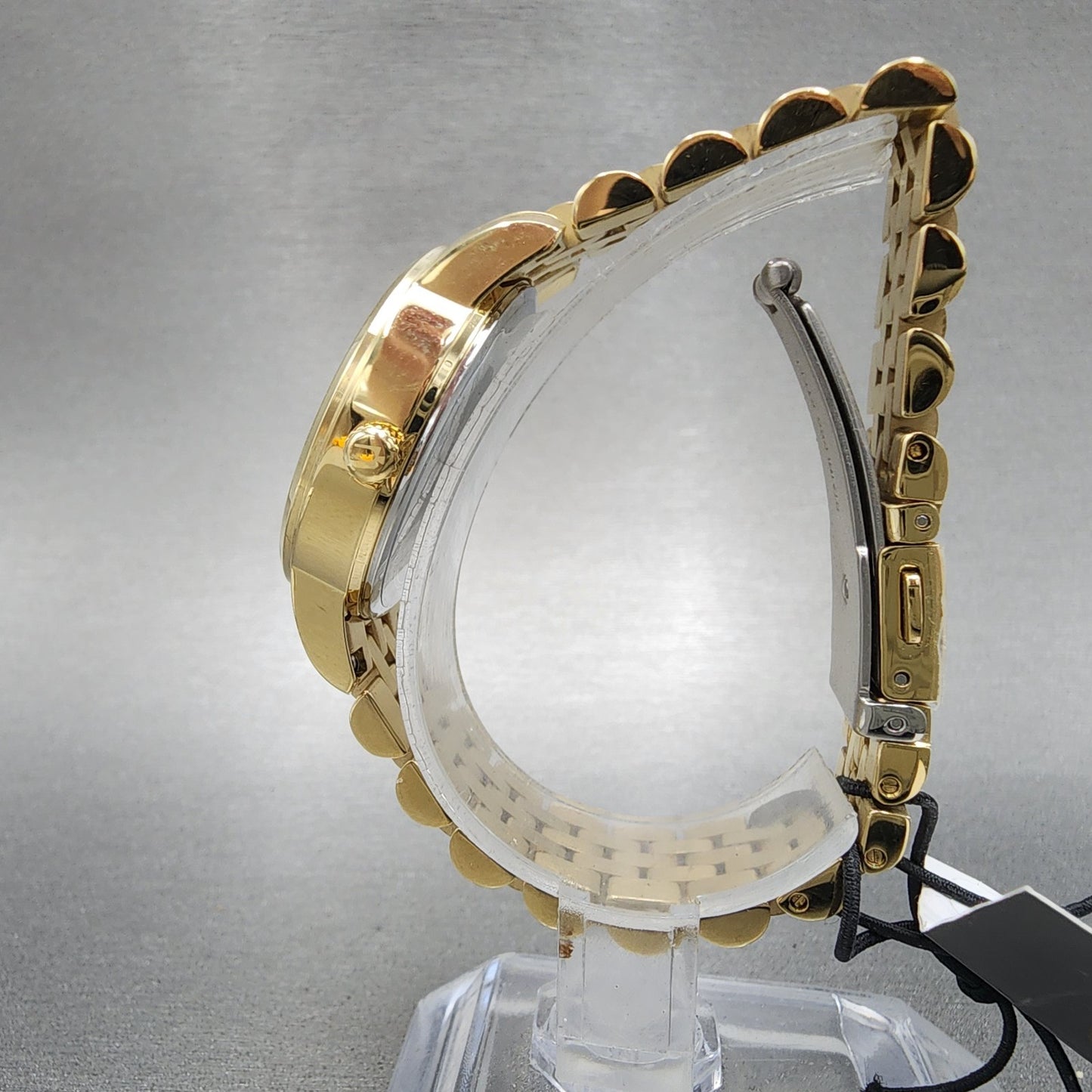 Bulova Watch Women 32mm Cream Dial Gold Tone Date Round 97P155 New Battery6