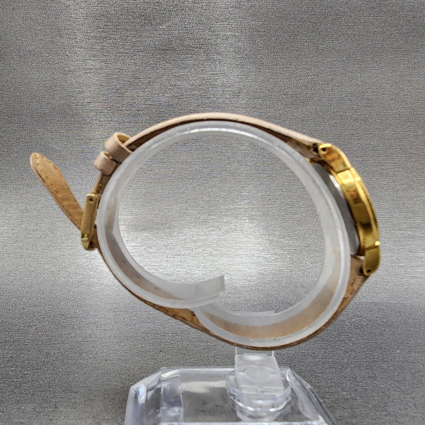 Seiko Watch Women 25mm White Dial Gold Tone 7n016880 New Battery8