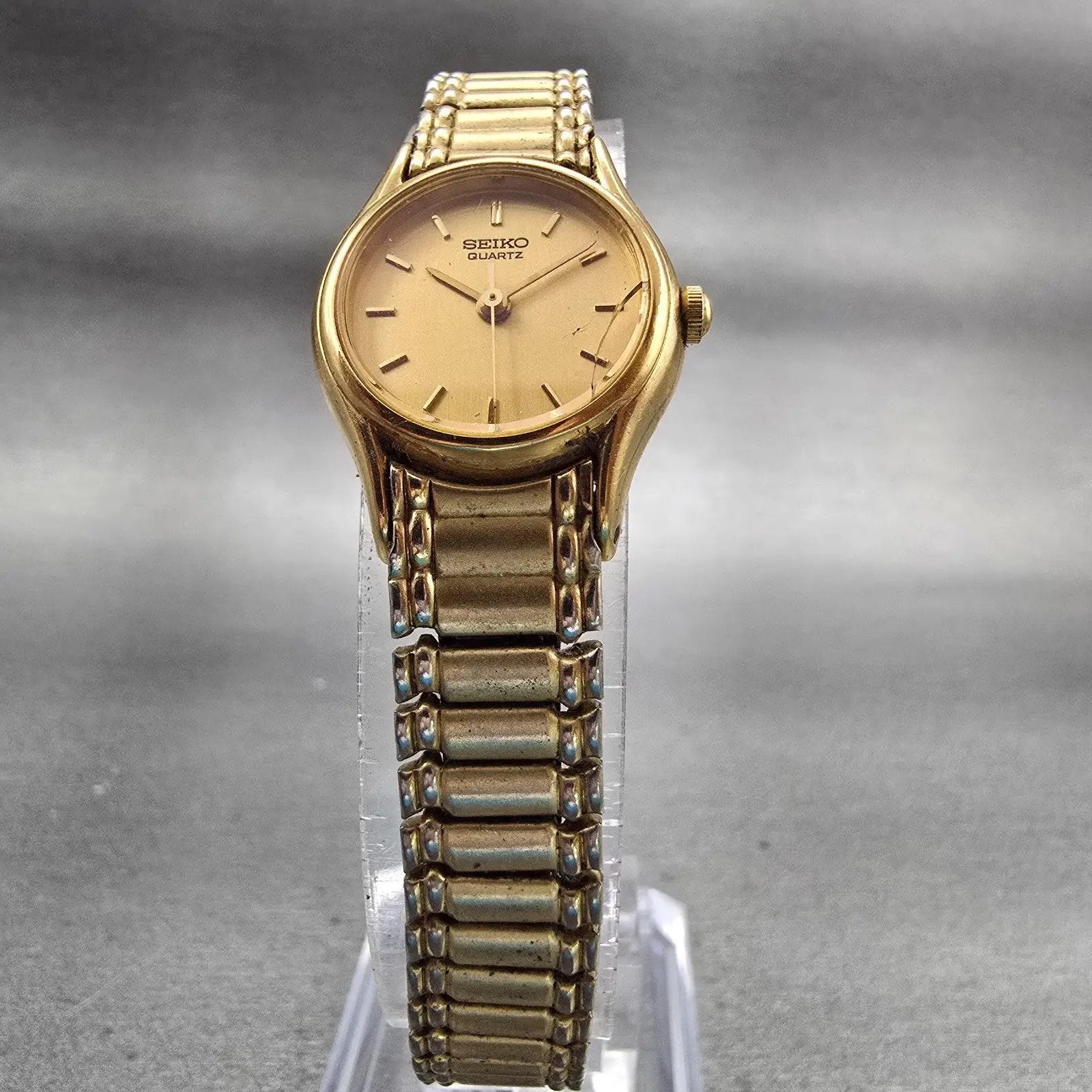 Seiko Watch Women 20mm Gold Dial Gold Tone Round 1N01-0E19 New Battery Vintage5