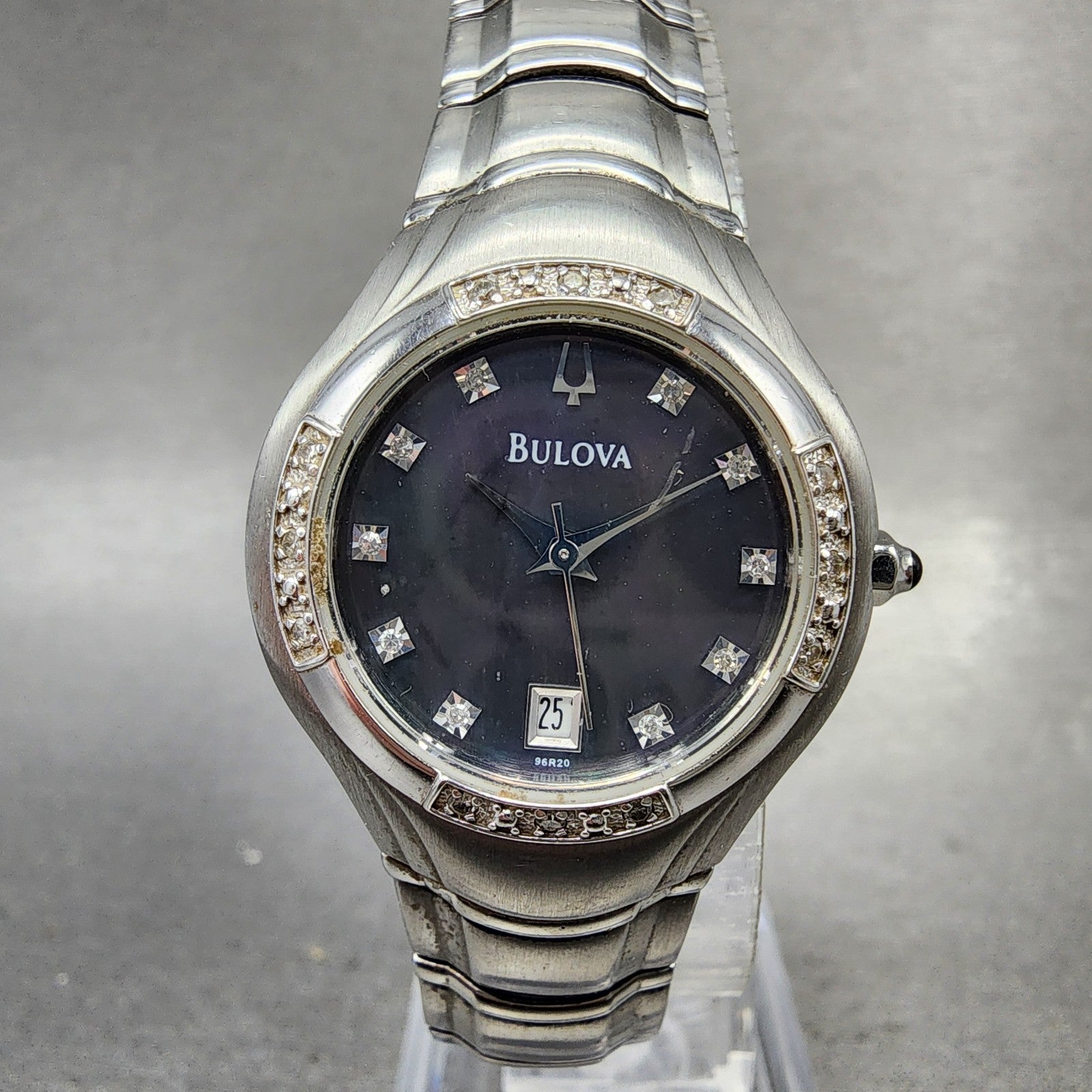 Bulova Watch Women 26mm MOP Dial silver Tone Date Round 96R20 New Battery0