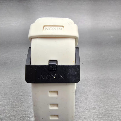 Nixon The Newton Watch Men 38mm White Dial Black Tone Square New Battery8