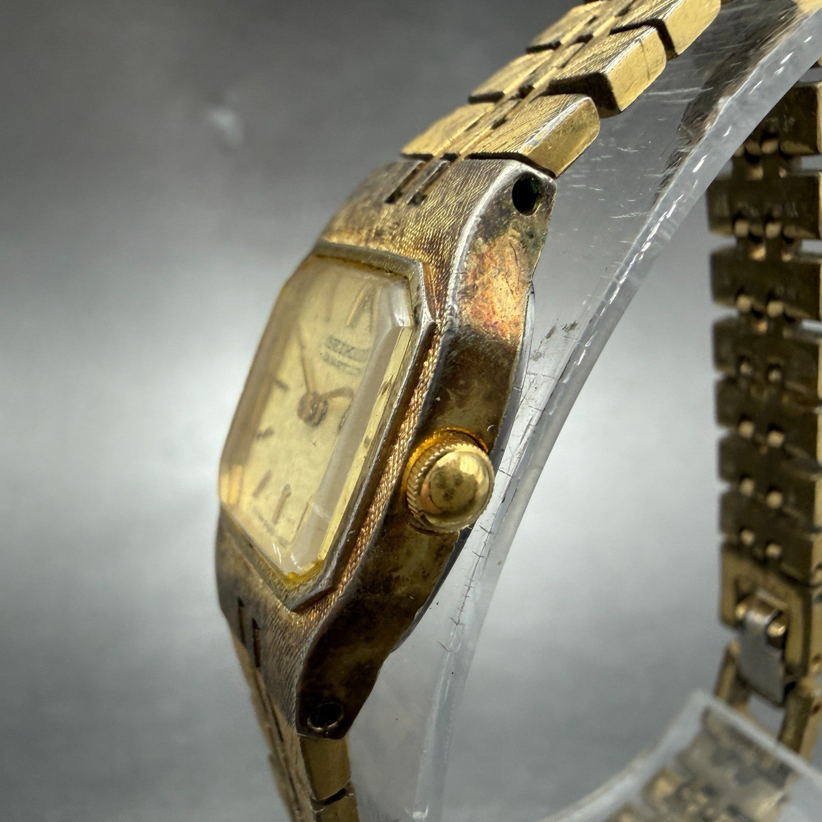 Seiko Watch Women 17mm Champagne Dial Gold Tone Octagon 5420-5420 New Battery2