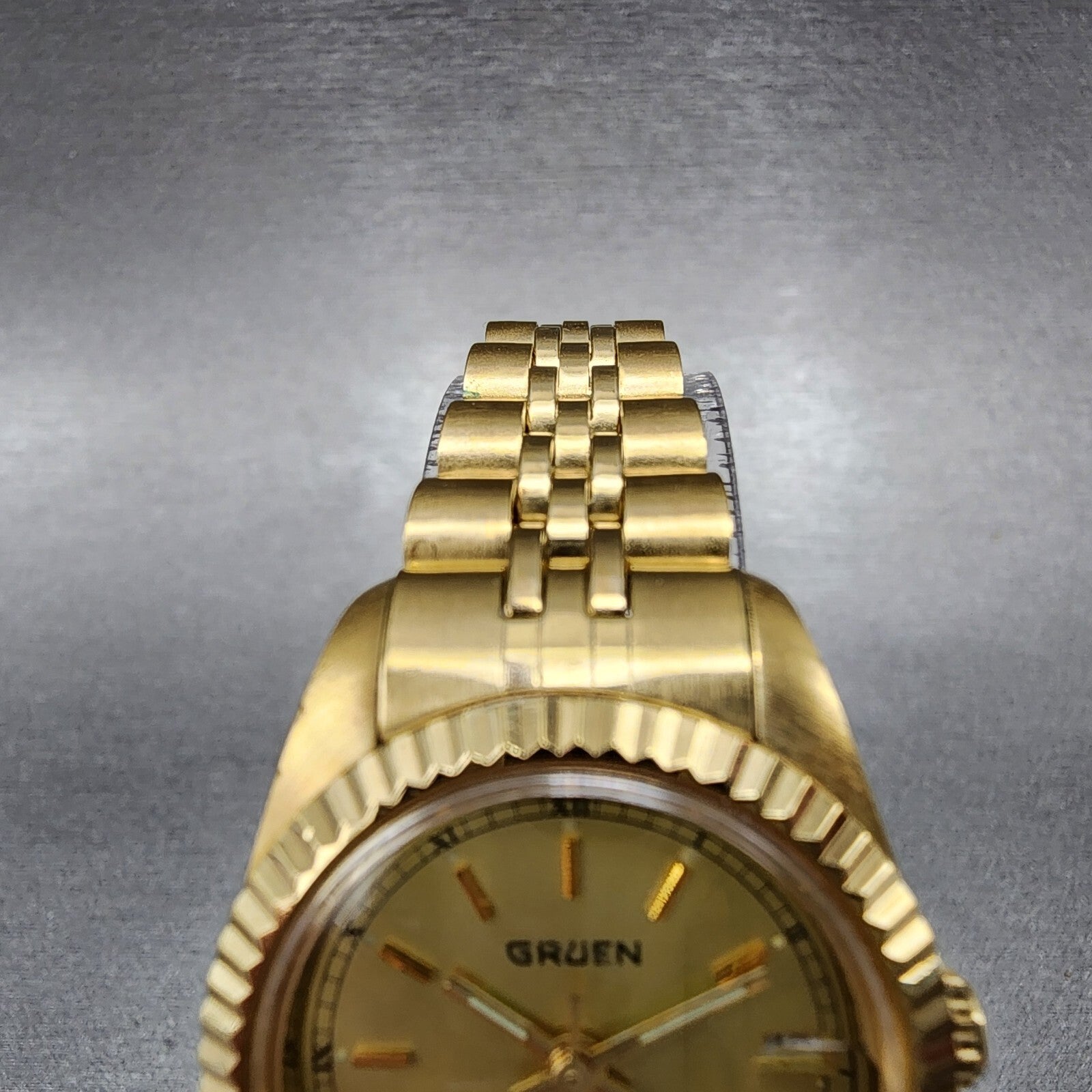 Gruen President Watch Women 26mm Gold Dial Gold Tone Date Round New Battery3