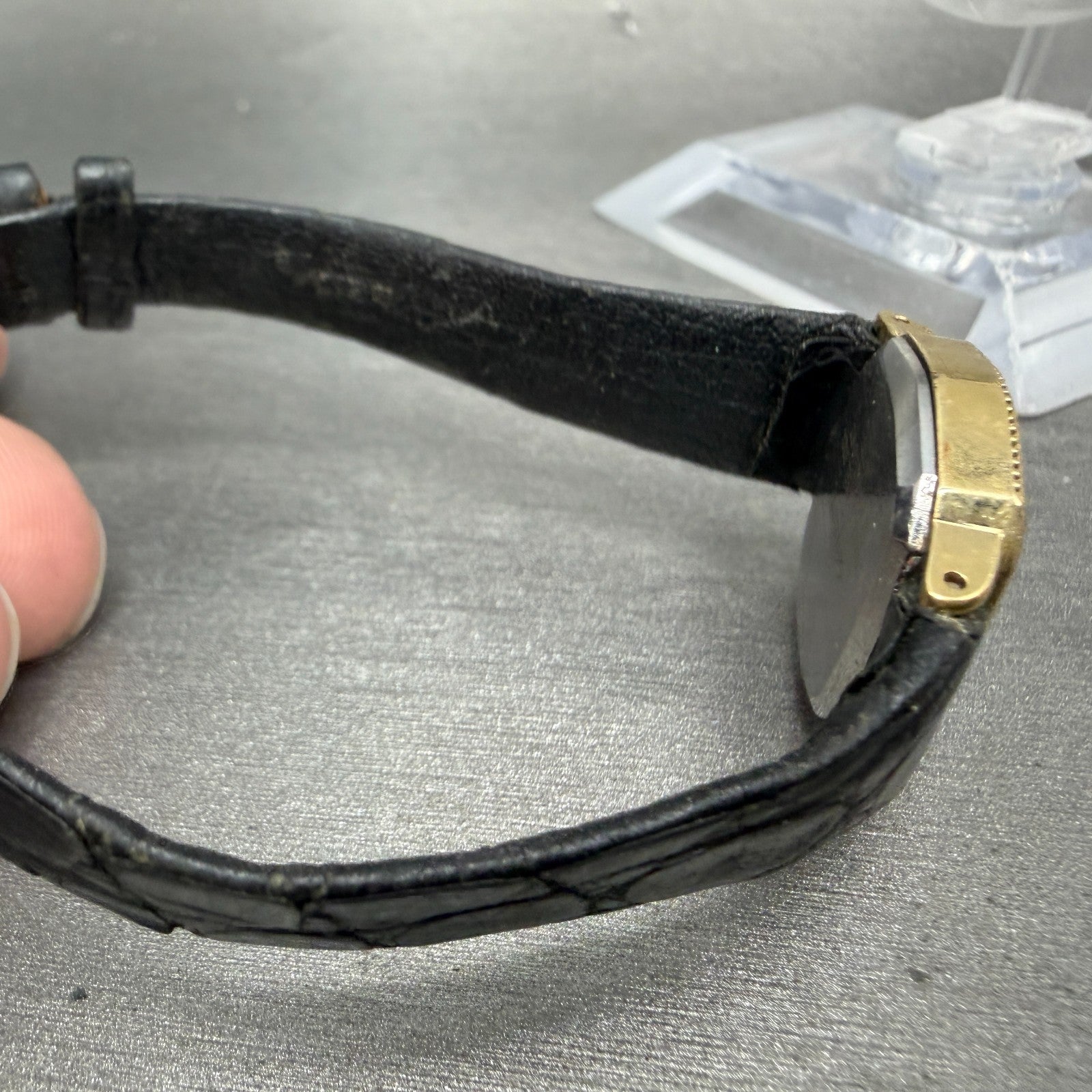 Orient Watch Women 21mm Black Dial Gold Tone Hexagon A05480-10 New Battery10