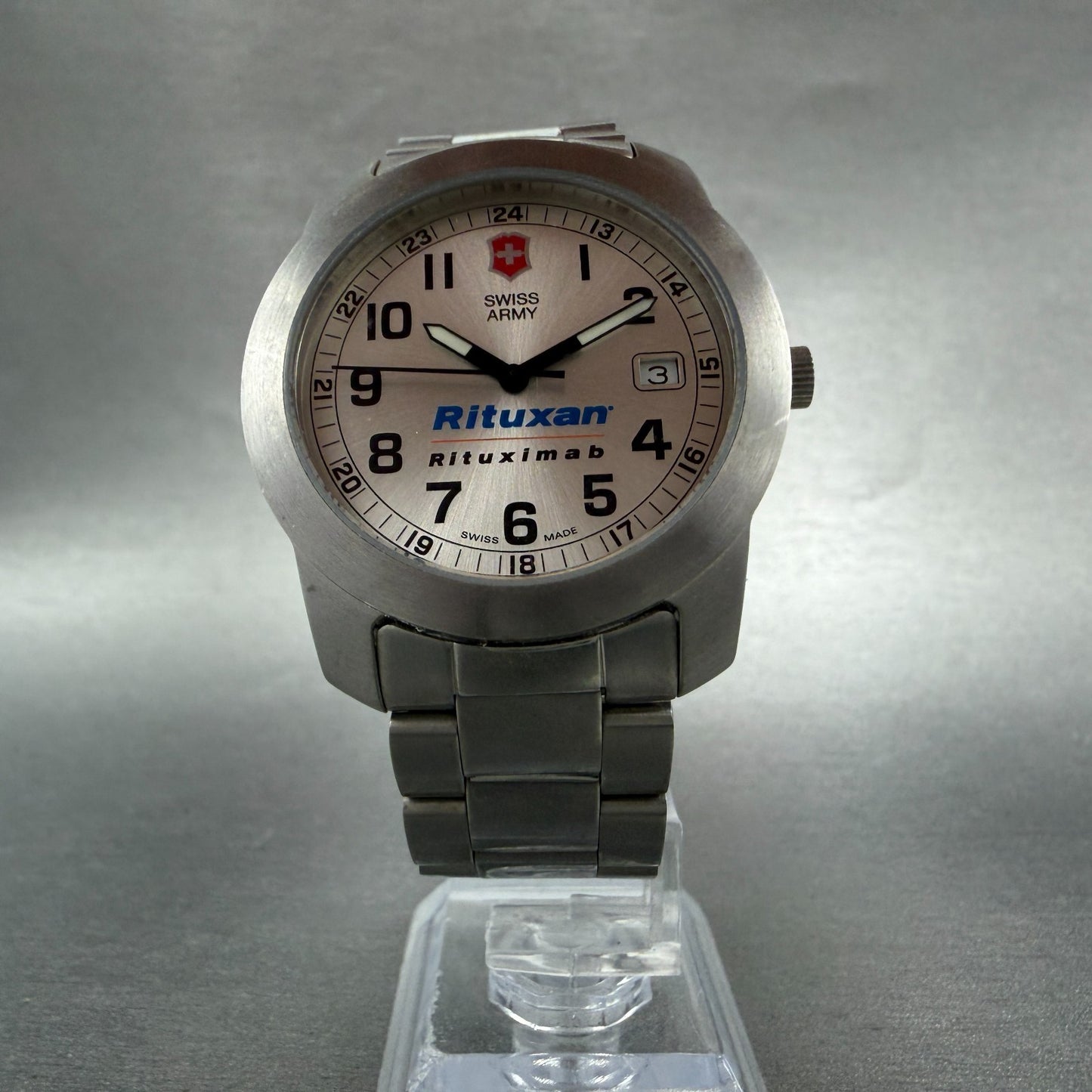 Victorinox Swiss Army Field Watch Men 39mm Silver Dial Steel Date New Battery KL5