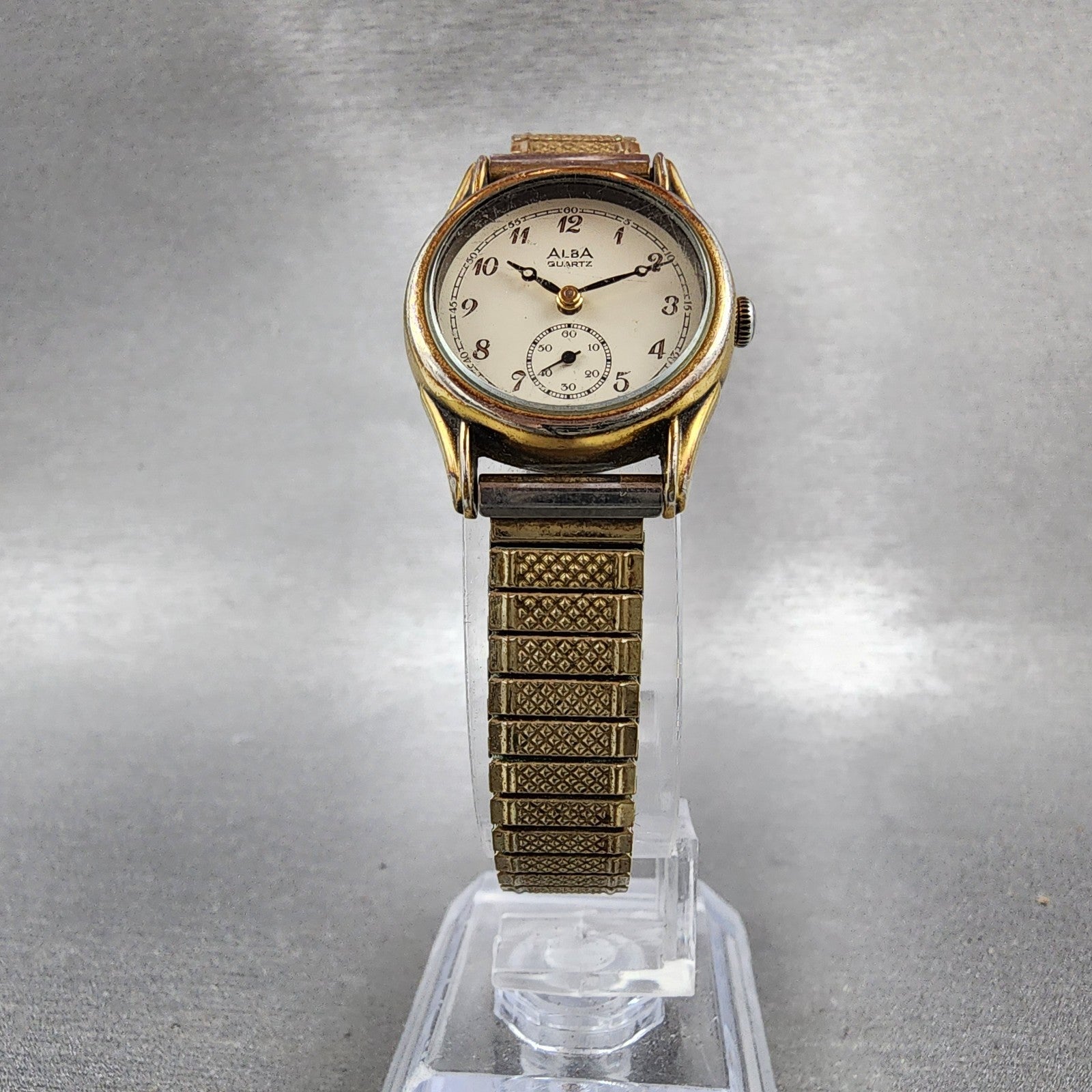 Seiko Alba Watch Women 23mm White Dial Gold Tone Round V8020020 New Battery6