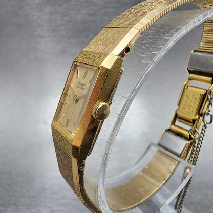 Seiko Tank Watch Women 12mm Gold Dial Gold Tone Rectangle 2E205029 New Battery2