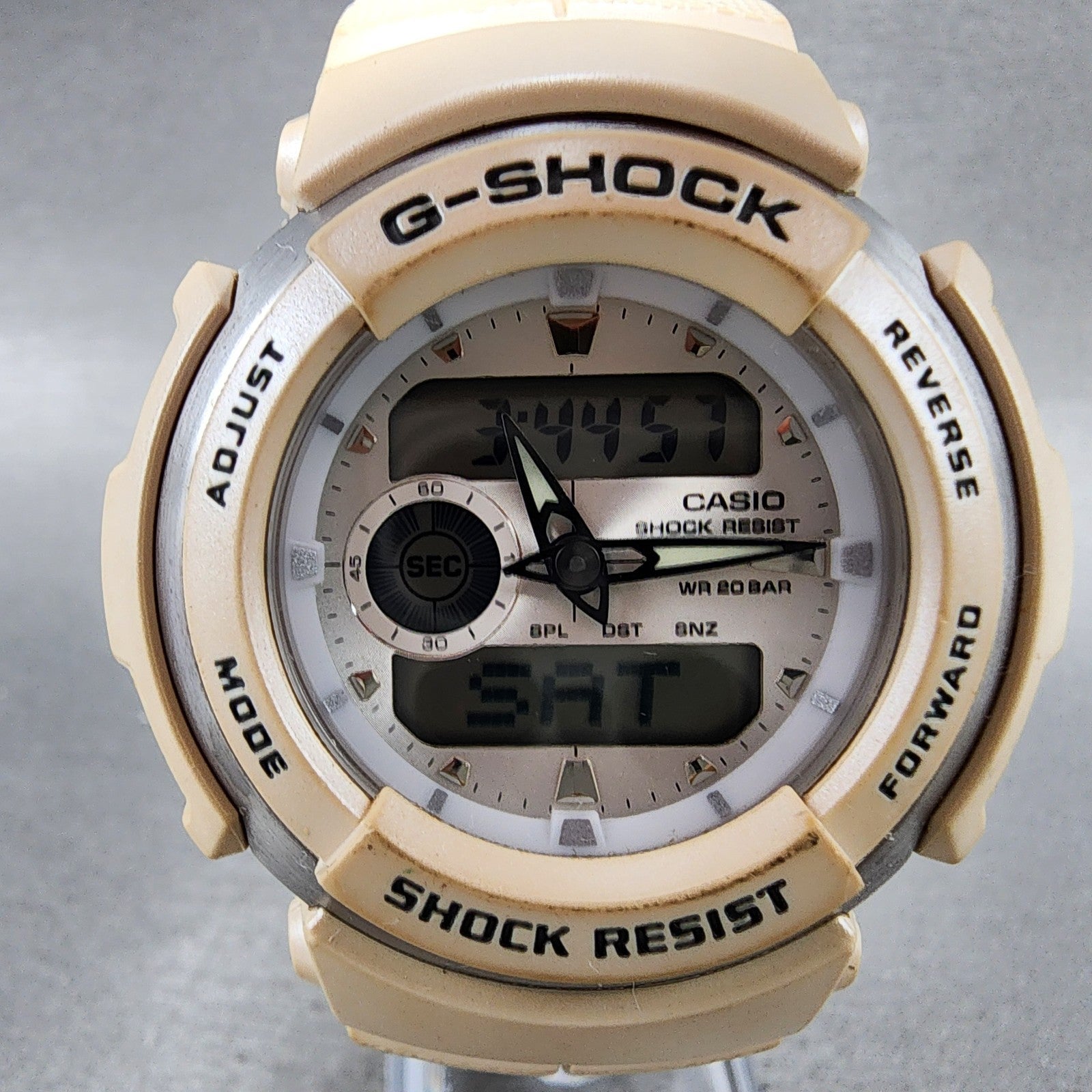 Casio GShock G300LV Watch Men 45mm White Analog Digital Alarm Chrono New Batt1