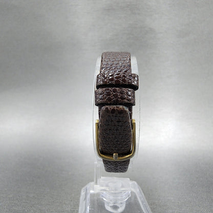 Seiko Tank Watch Women 18mm Gold Dial Gold Tone Small Seconds 14285160 New Batt7