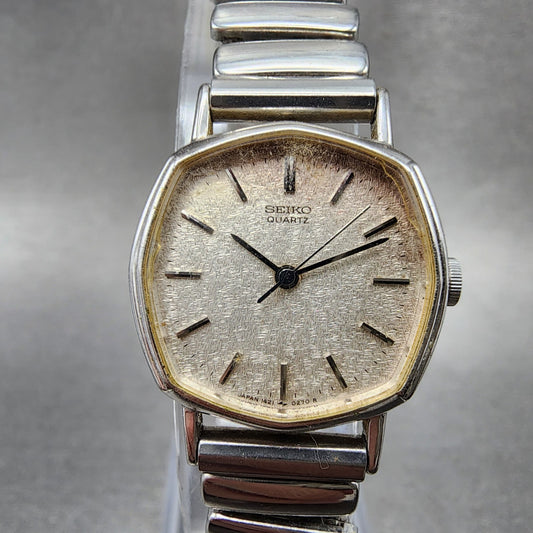 Seiko Watch Women 22mm Silver Dial Silver Tone Octagon 14215140 New Battery0