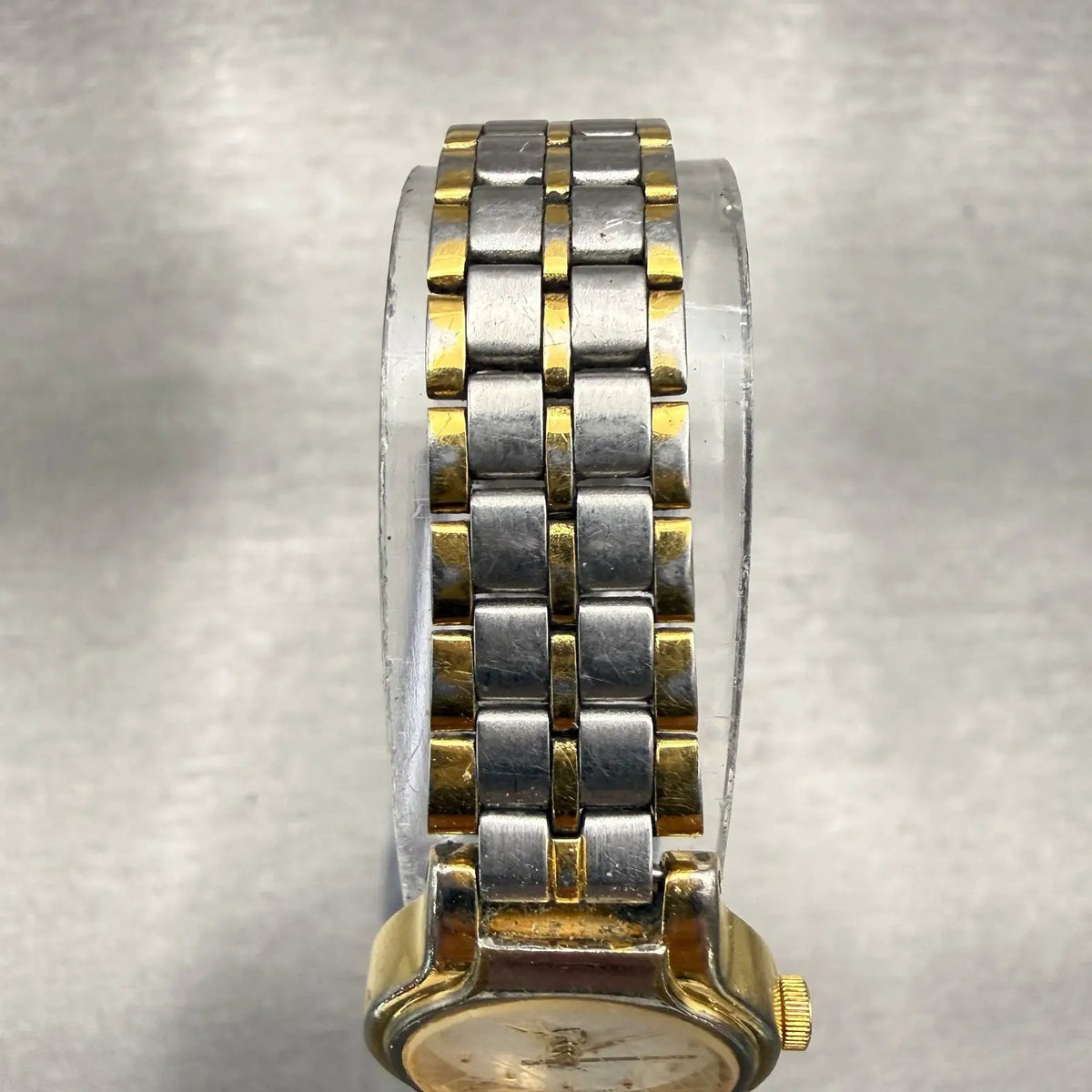48302328