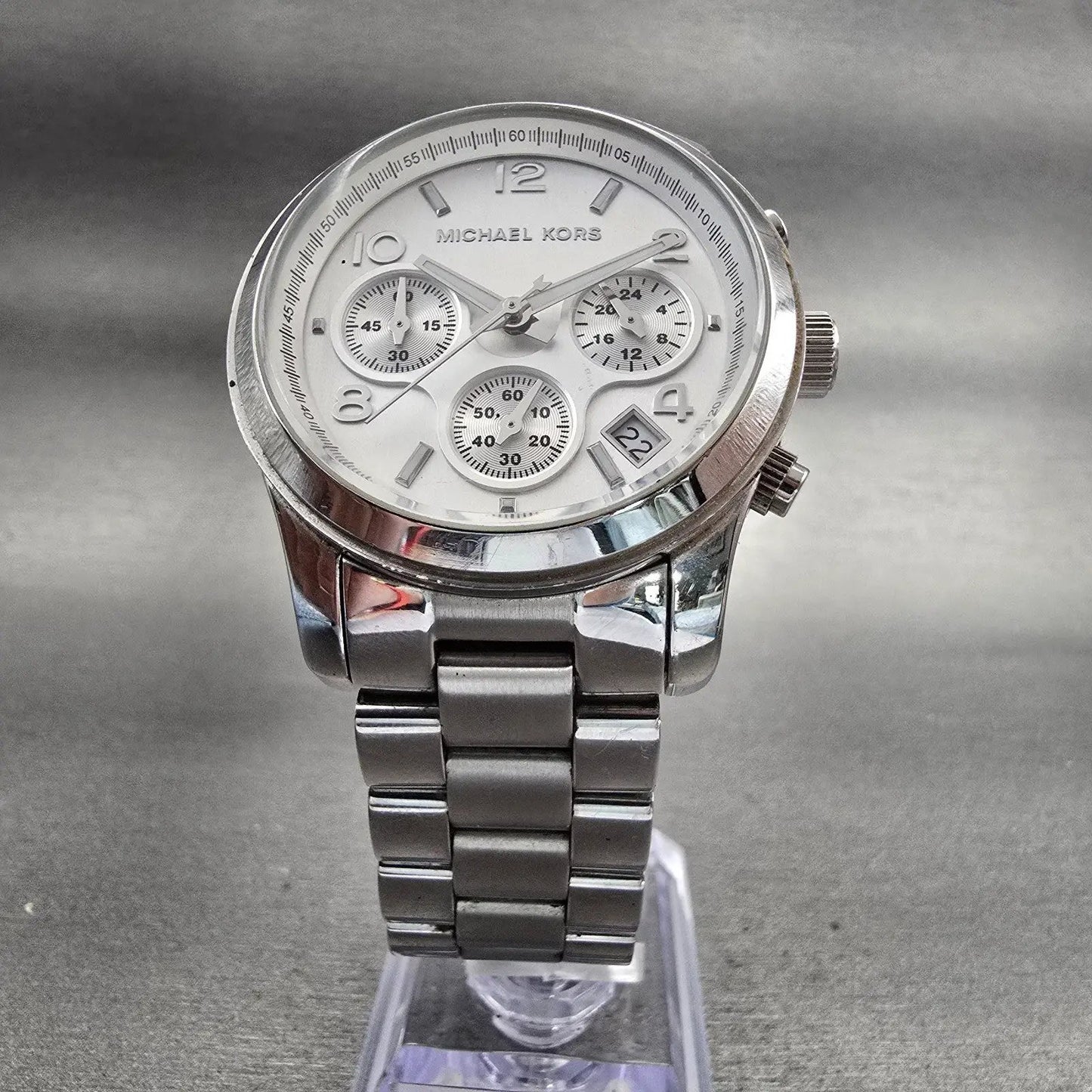 Michael Kors Runway Chronograph Watch Men 38mm Silver Dial Date MK5076 New Batt5