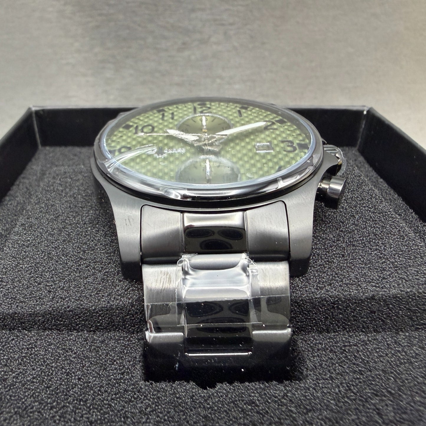 Chase Durer Chronograph Watch Men 48mm Green Carbon Dial Black Date CDW-00992