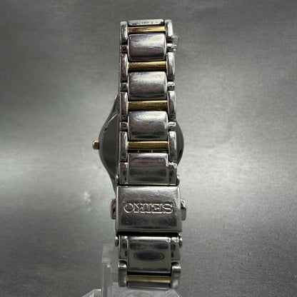 Seiko Solar Watch Women 28mm MOP Dial Two Tone Date Round V137-0AA0 Runs Diamond7