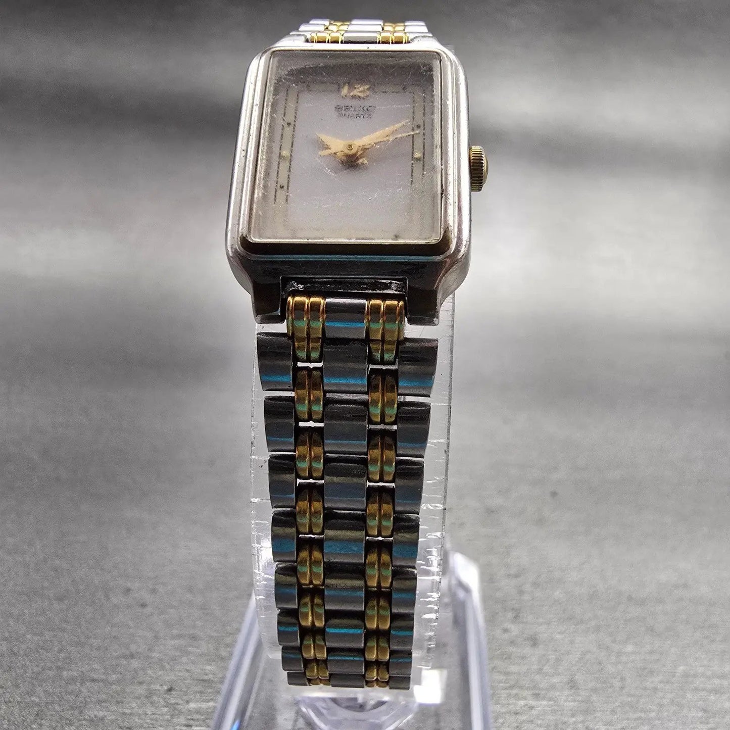 Seiko Watch Women 17mm White Dial Two Tone Rectangle V401-5129 New Battery VTG5